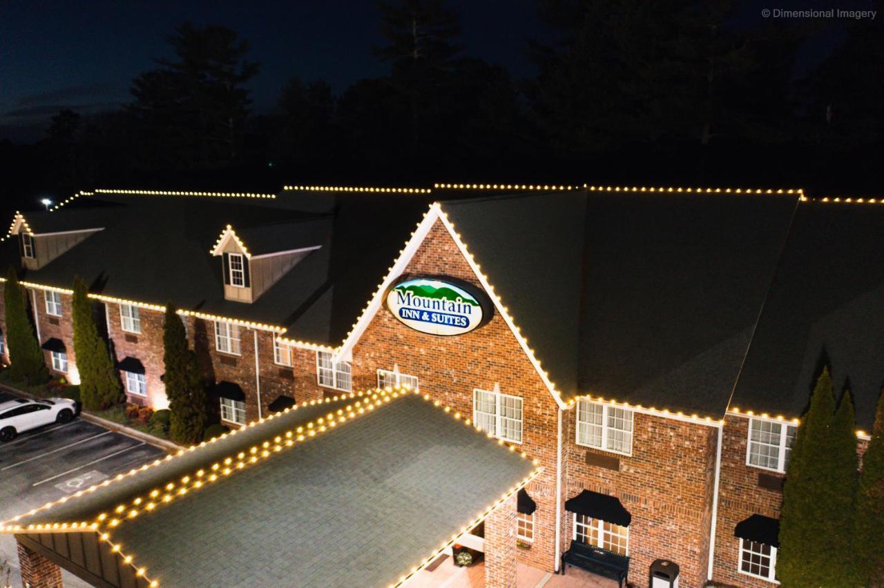 Mountain Inn & Suites Flat Rock Exterior photo