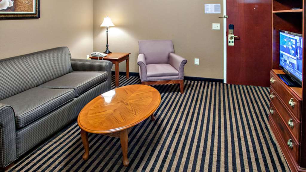 Mountain Inn & Suites Flat Rock Room photo